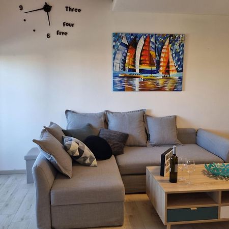 Apartman Dineva トロギール エクステリア 写真